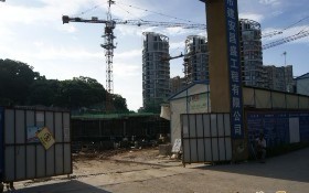 写字楼 商铺 商场 广告