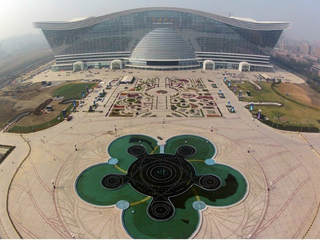 写字楼 商铺 商场 广告